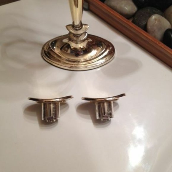 PAIR Vintage Silver Plate Candelabra - Made in UK - Picture 4 of 6